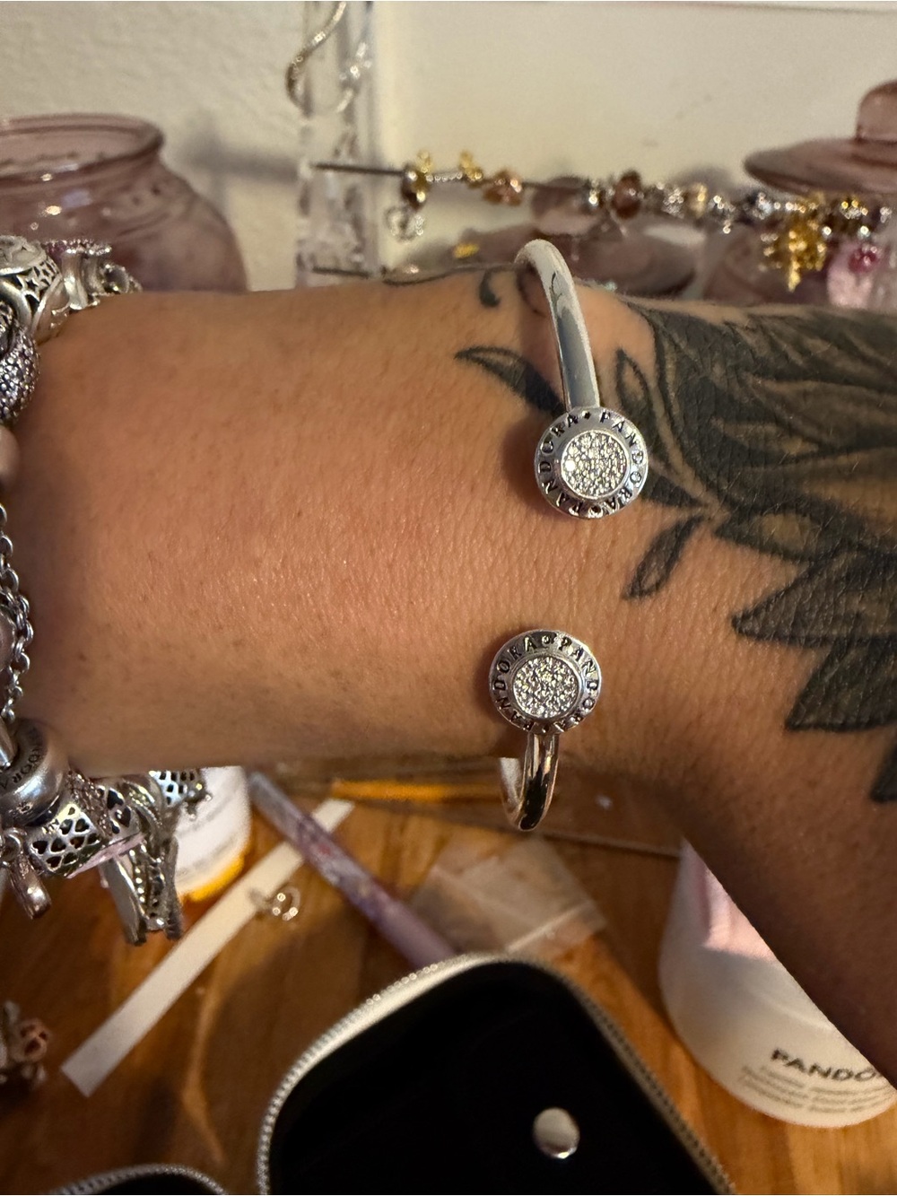 Pandora Sparkling Retired Signature Open Bangle